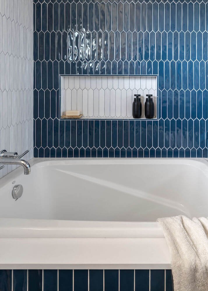 Sequoyah MidCentury Modern Bathroom Remodel in Oakland - Blue tiled backsplash over Bathtub.jpg
