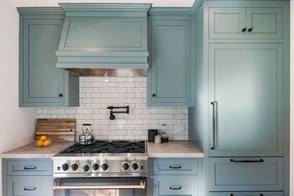 Kitchen+Sove+Range+in+Farrow+&+Ball+De+Nimes+Blue.webp