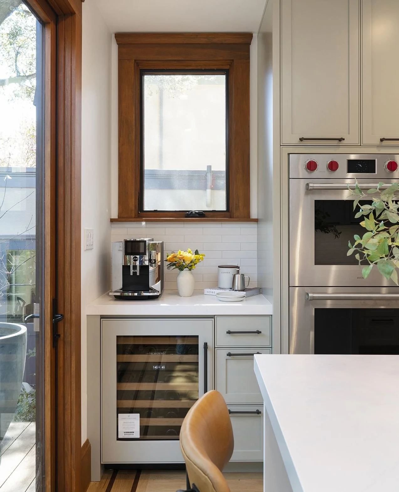 Coffee by day ☕️, wine by night 🍷. ⁠
⁠
⁠
⁠
#KitchenDetails #KitchenInspo #CoffeeBar #BreakfastNook #MiniBar #HomeBar #WineBar #WineFridge #CoffeeCorner #CozyCorner #KitchenNook #LuxuryInteriors #LuxuryHomes #HomeRenovation #DesignBuild #BayAreaHomes