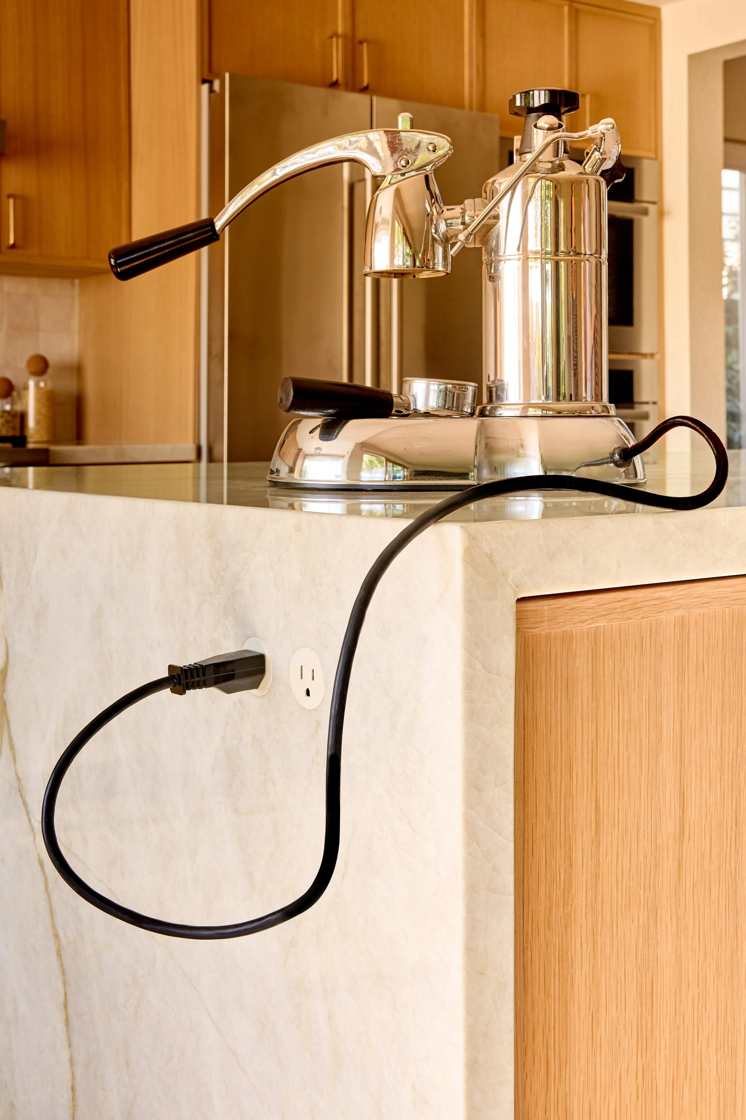 2026_0312_HDR_CaitlinBeyer_1710Kofman_Kitchen_Detail_3a.jpg