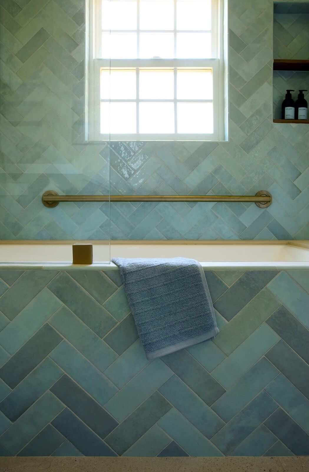 Derby Bathroom Remodel in Berkeley - Teal tiled bathtubjpg.jpg