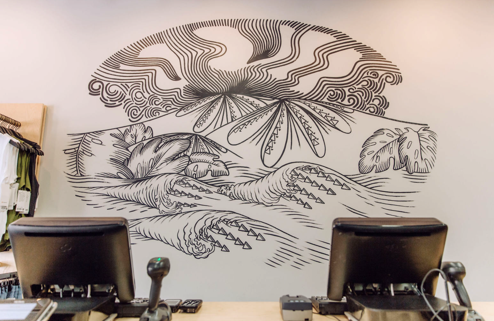 Lululemon_lexpetroff_mural_2_2019.png