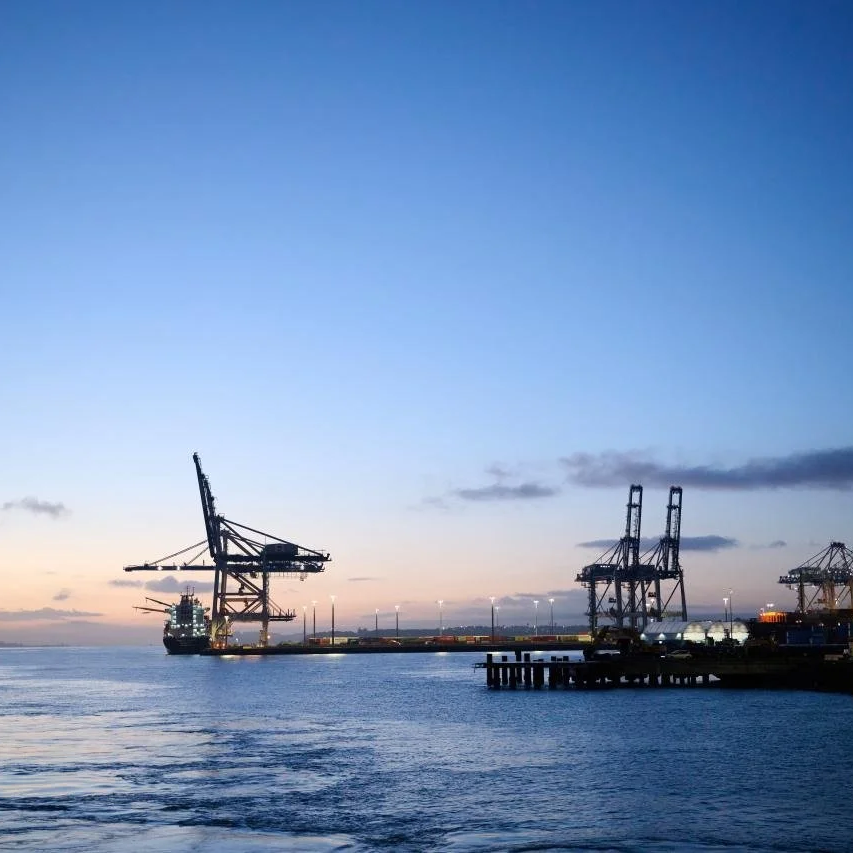 Shipping Your Household Goods to New Zealand: What to Expect in 2026 