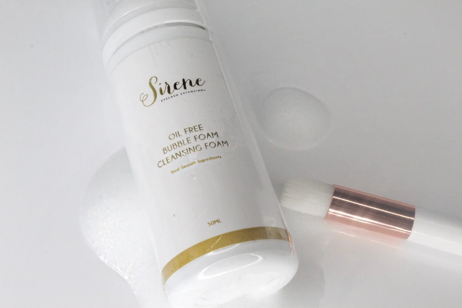 How to Wash Your Lashes