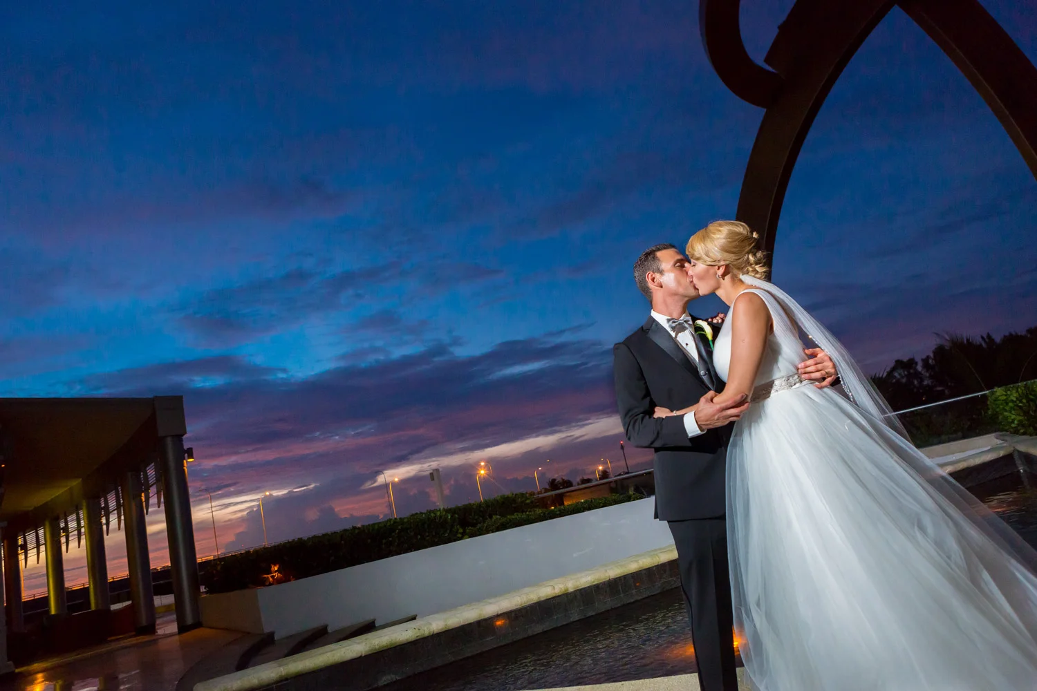 0036_UnveiledMoments_Moments.jpg