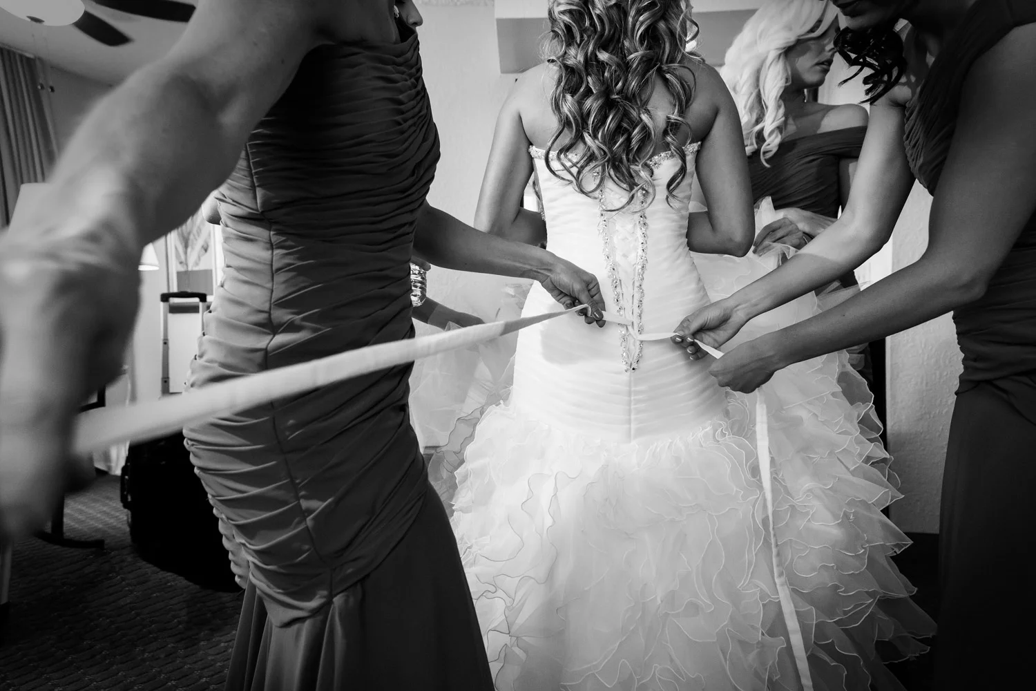 0012_UnveiledMoments_Anticipation.jpg