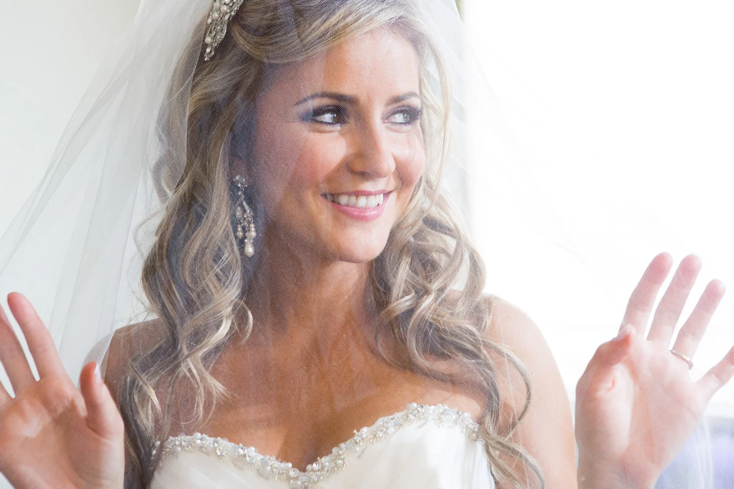 0013_UnveiledMoments_Anticipation.jpg