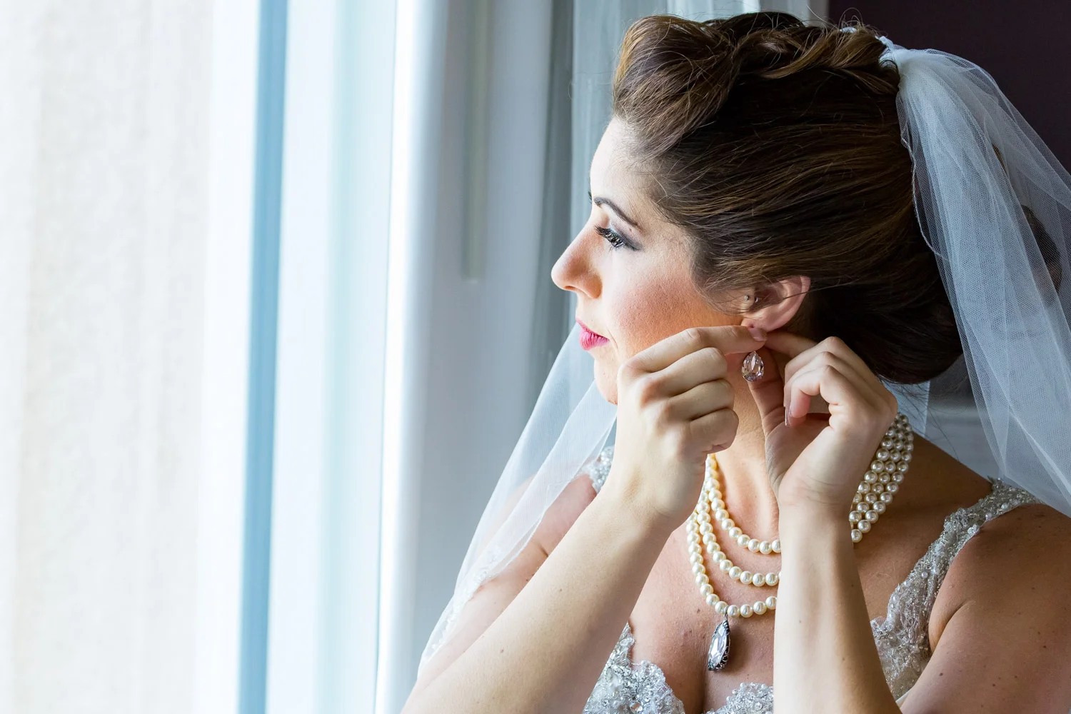 0045_UnveiledMoments_Anticipation.jpg