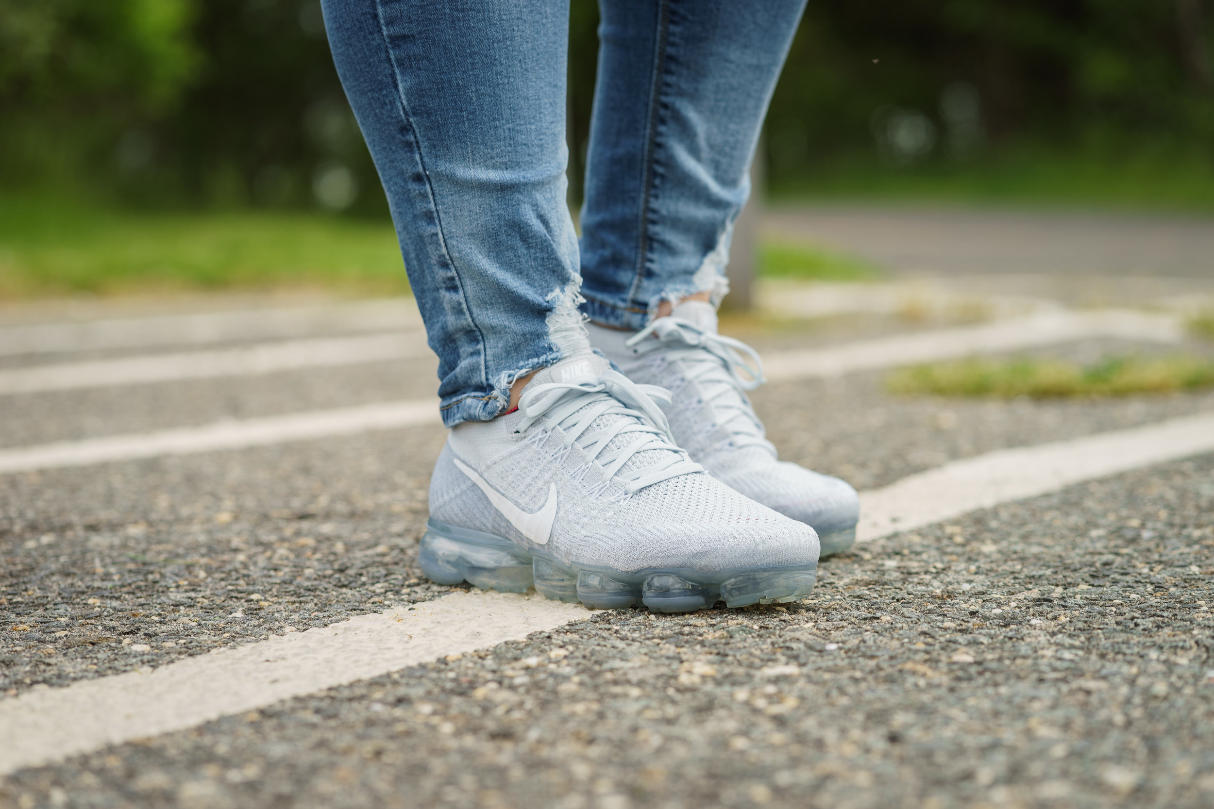 jeans to wear with vapormax