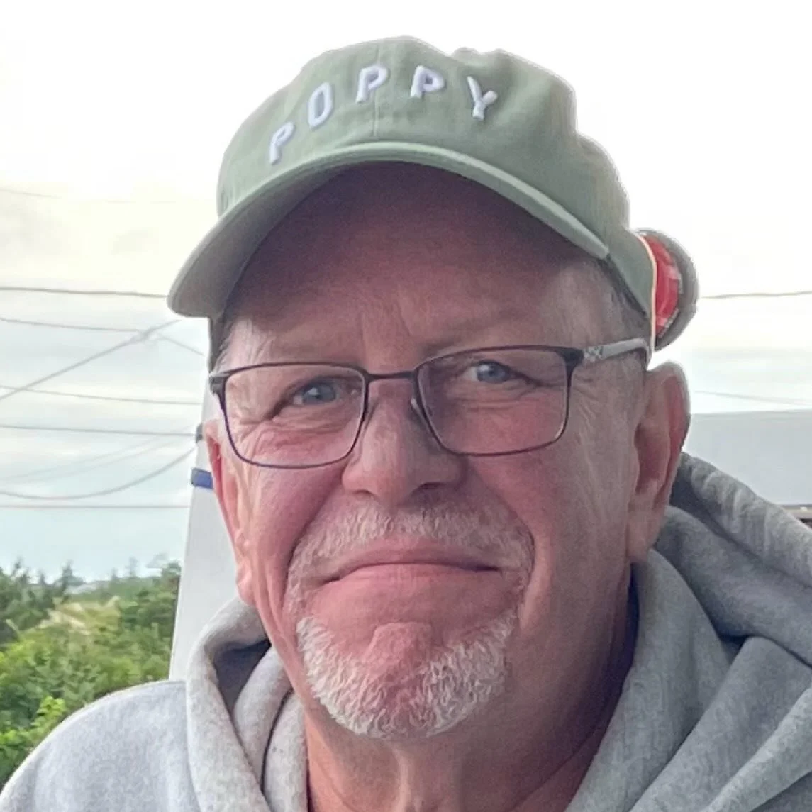 1 year without you Dad.

I miss you everyday and wish you were here to see all the cool things happening in my life, but boy, I&rsquo;m so grateful you&rsquo;re my Dad. 

Here are some photos I love ❤️