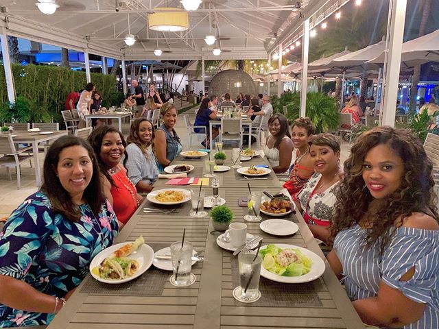 😎 Had such a fun holiday weekend away celebrating the bday of my dear friend and sister @maundaland 🎉🎉🎉
Truly a time filled with lots of laughs, shopping and plenty of sisterly love! Can’t wait til the next! ❤️ #holidayweekend
#girlstrip #funwithfriends .
.
.
.
.
.
.
.
.
.
.
.
.
.
#businesswoman #entrepreneurlife #businesslife #businesscoach #beautybusinesscoach #womeninbusiness #women #entrepreneurs #womeninbiz #femaleentrepreneur #girlboss #womensupportingwomen #ladyboss #bosslady #bossbabe #womenempowerment