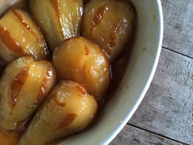 Pears with maple syrup and vanilla Photo ©Evie Saffron Strands