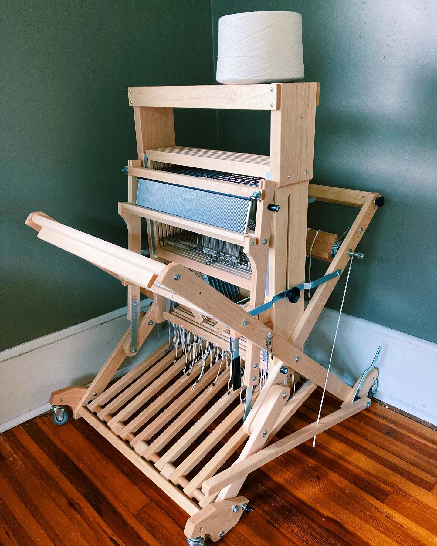 Thanks to the generous support from the SCAC, my home studio is now a fully equipped weaving space 🌝 delighted to have purchased this wolf pup from a woman graduating to a larger loom, while this one fits in my little Honda just right. Thank you to 