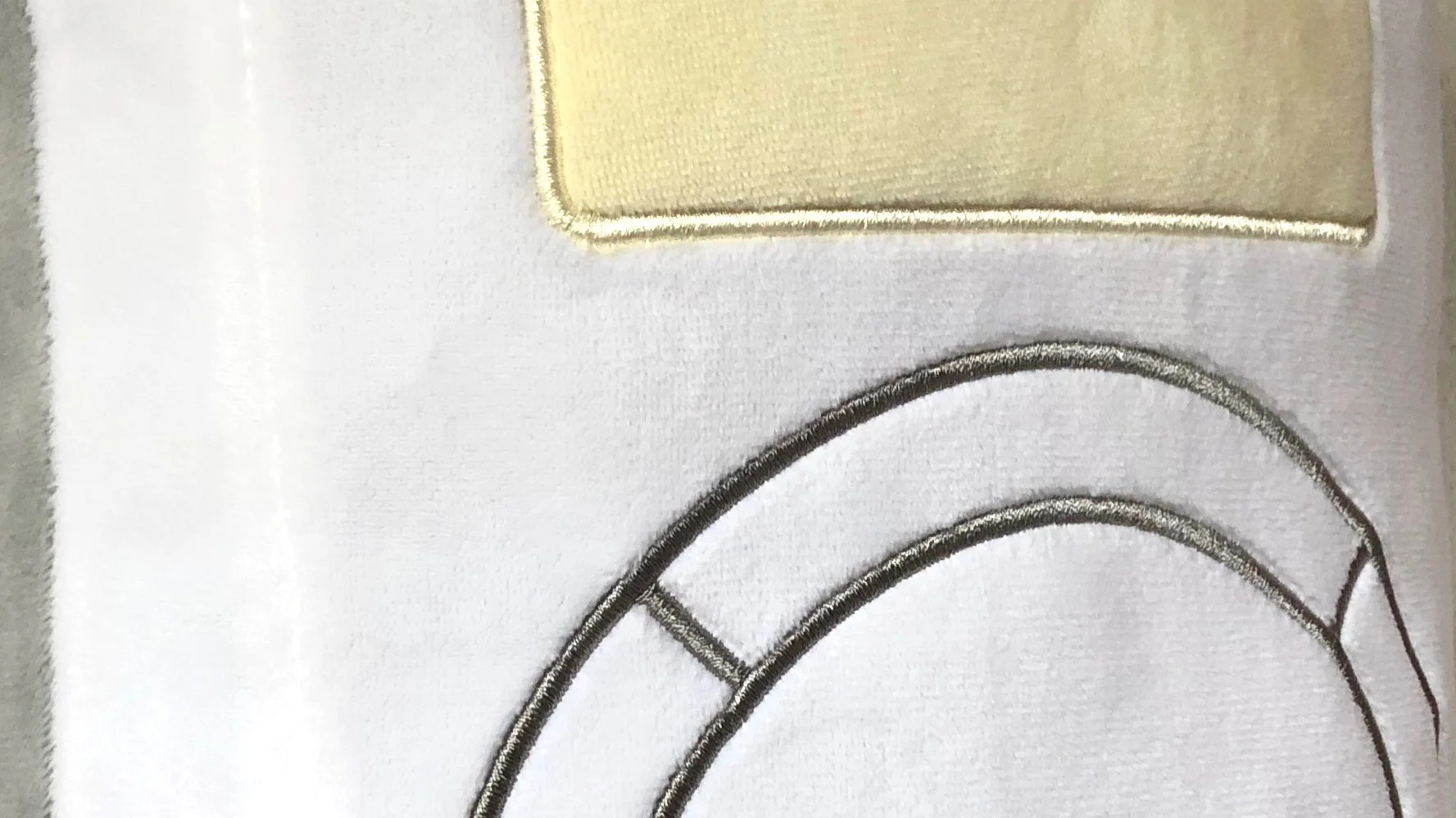 2001 Pillow close up.jpeg