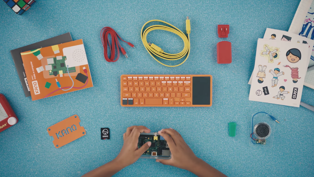 hands-on-tech.png