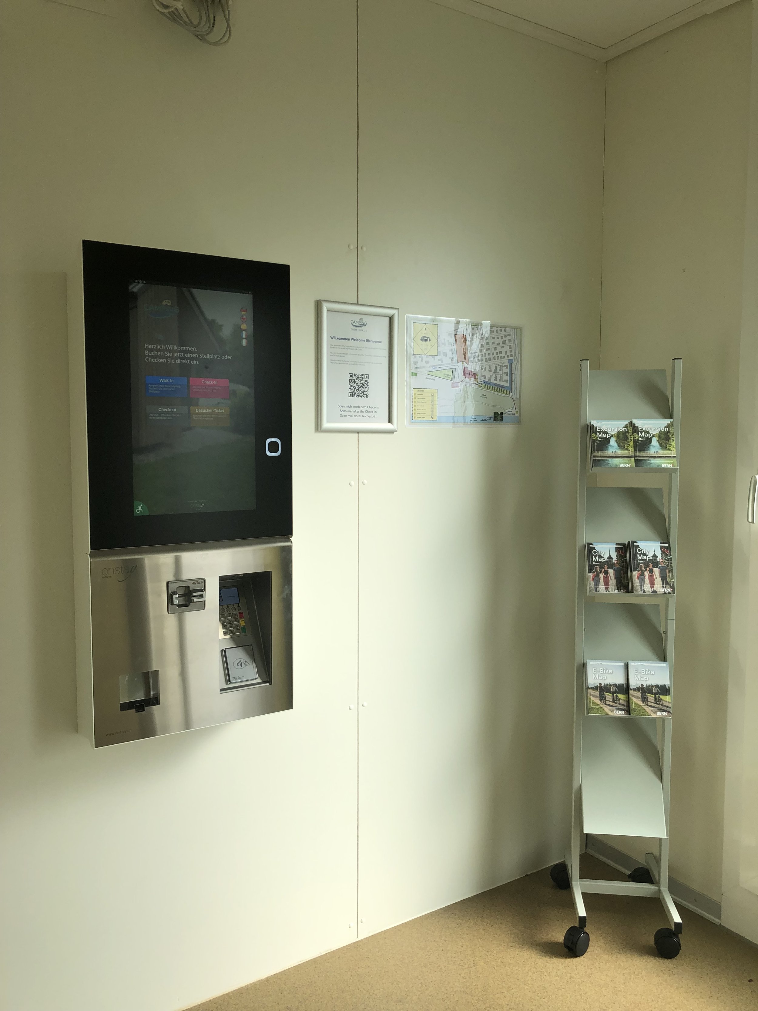 Self-Check-In Bereich
