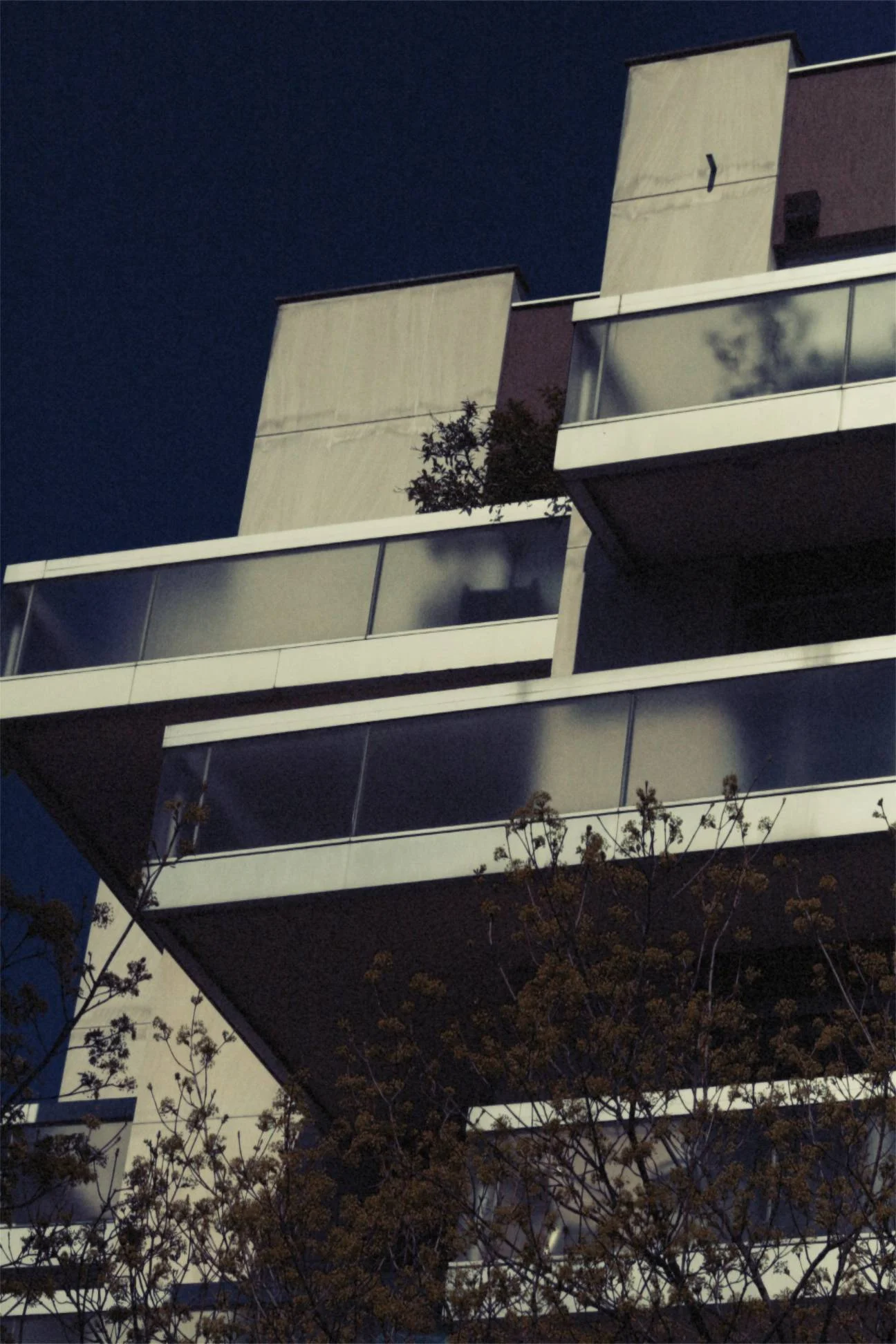 modern-spaces-ii_4521245820_o-Exposure.jpg