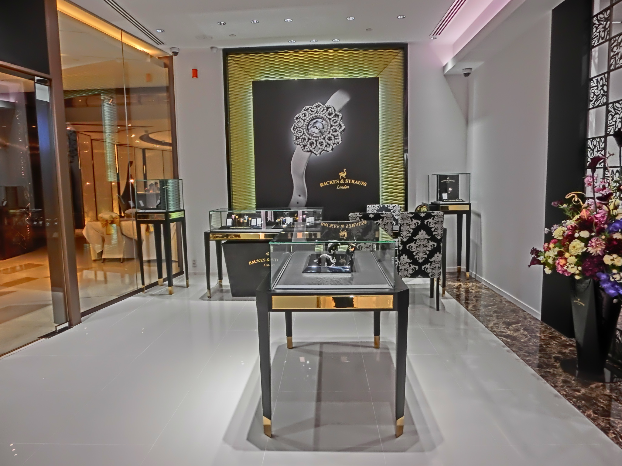 Franck Muller New Boutique Yangon Myanmar(3).JPG