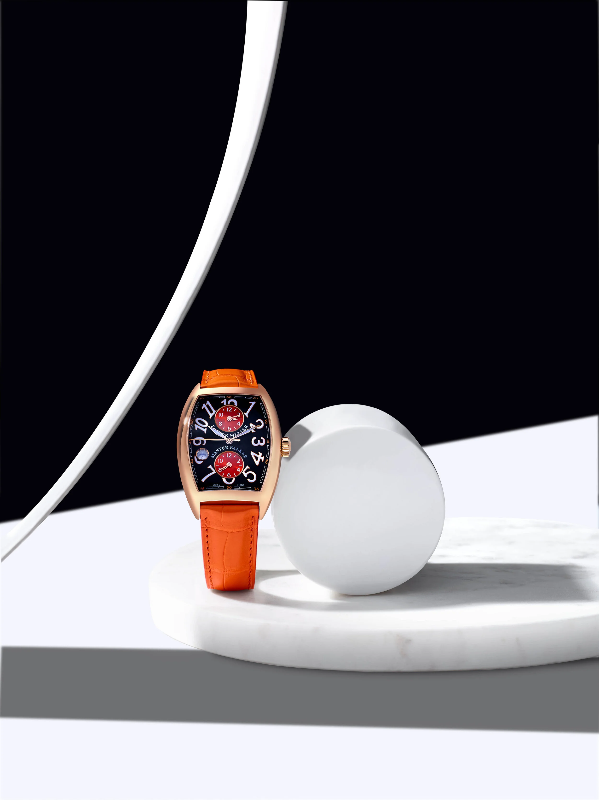 Franck Muller Cintrée Curvex Master Banker Asia Exclusive 2.jpg
