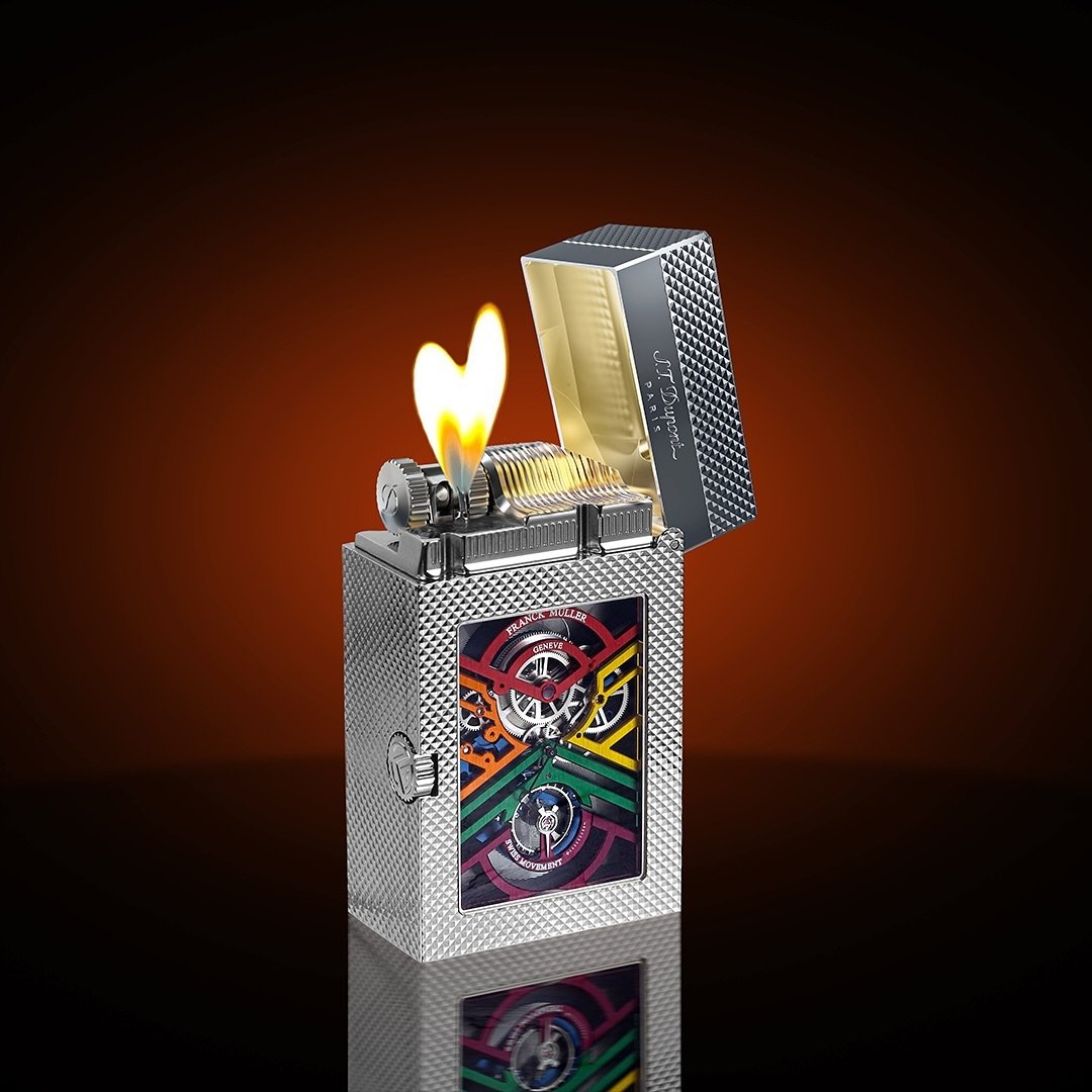The back of the Master Lighter reveals a magnificent skeleton movement, where each bridge, made of aluminum, is carefully anodized in each of the iconic Color Dreams hues.
.
MASTER LIGHTER SC DF SQT COL DRM
Limited to 88 pieces 58&rsquo;800 CHF
.
@ST
