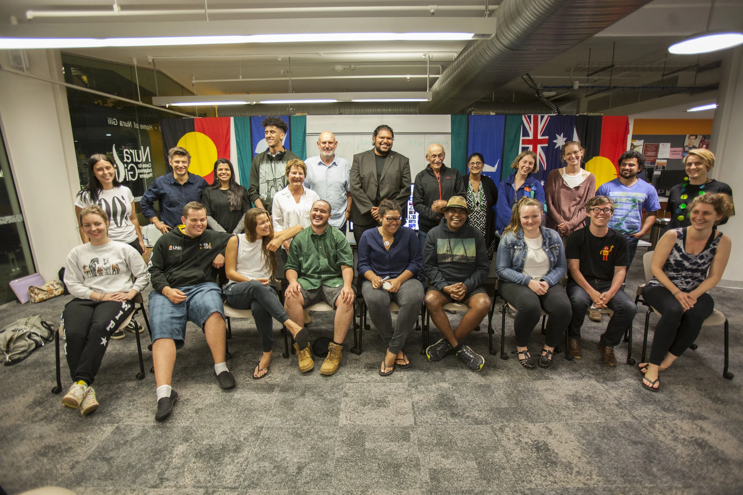 2016 OCTOBER YARN Australia Partners with UNSW Indigenous Society to Commemorate the 50th Anniversary of the Gurindji Wave Hill Walk Off some of the students, staff, and community members who attend the event joining in the conversation at Nura Gili Students Centre