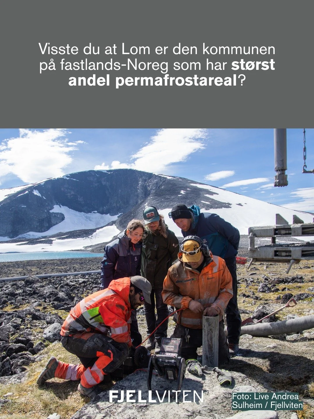 Visste du at Lom er den kommunen p&aring; fastlands-Noreg som har st&oslash;rst andel permafrostareal?🔎

➡️ Heile 34,90% av arealet i kommunen er permafrost. 

Permafrost betyr at temperaturen i bakken er under 0 &deg;C i meir enn to &aring;r. 

Kva