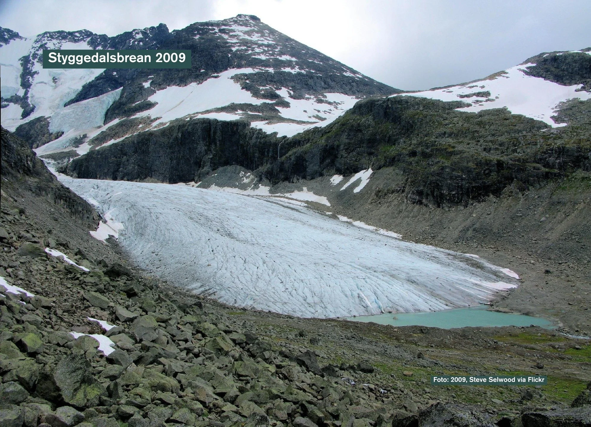 Styggedalsbrean 2009 og 2024 🏔️

Laurdag 21. mars er det verdsdagen for isbrear (FN). I den anledning ynskjer vi kvar dag framover mot 21. mars &aring; dele bilete av brear i Jotunheimen f&oslash;r og no 📸

Neste isbre ut er Styggedalsbrean. Bilete