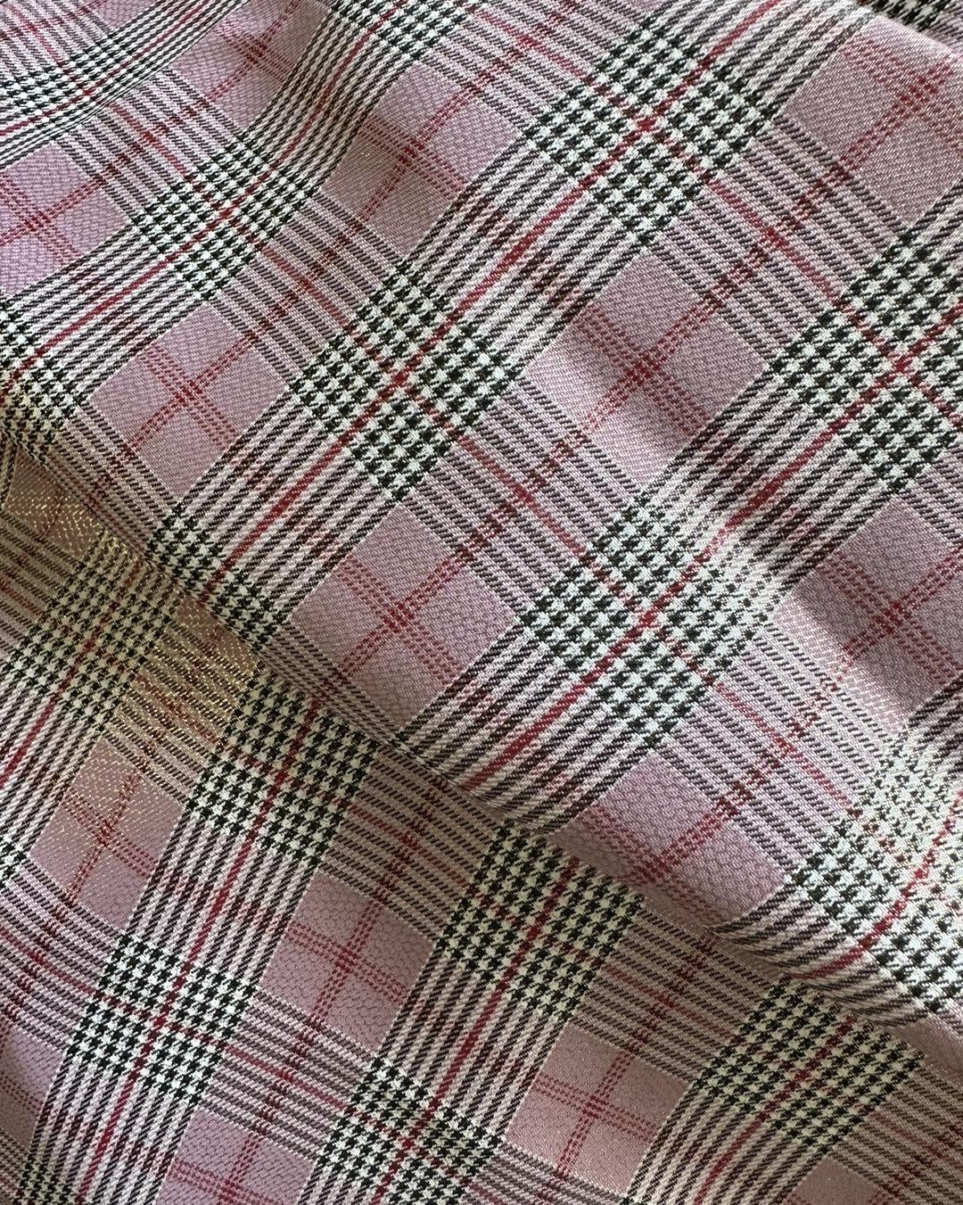 Ready to wear, in the making with this blend of timeless, elegance, delicate beauty and shimmering print.

#readytowear #winter #fotf #houndstooth #classic style #prettyinpink #print #pastel
