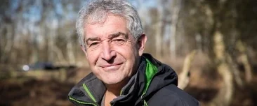Tony Juniper, a guest in the programme who studied parrots in the Amazon.