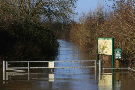 Flooded Coombe Hill car park 2007