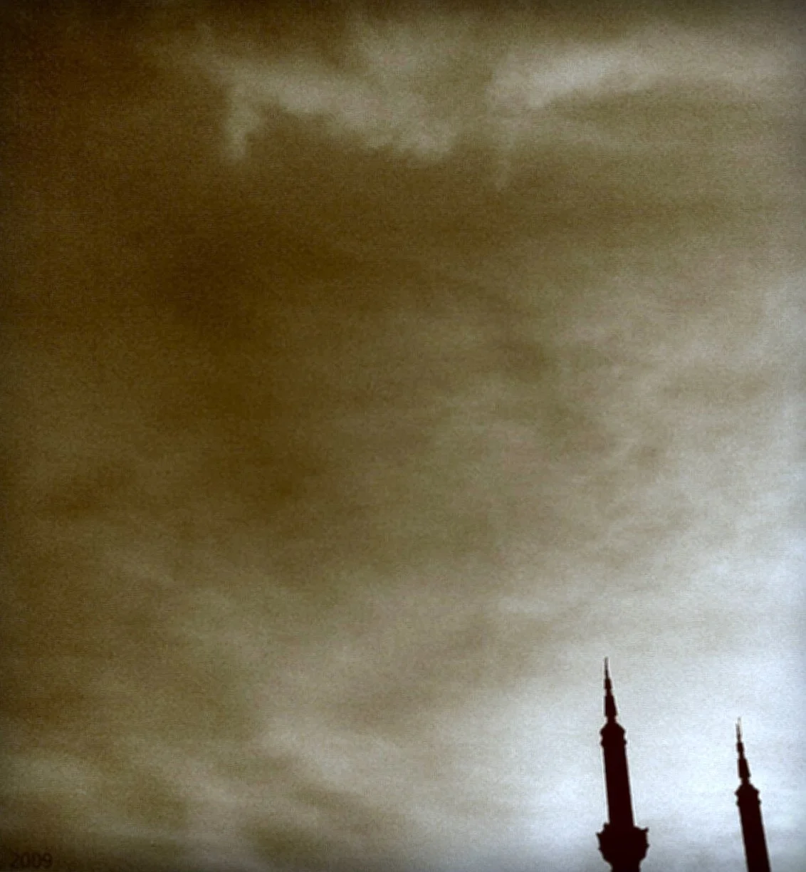 LEAVING ISTANBUL IS NOT EASY-2-cm.24x30 - Copia-pola.jpg
