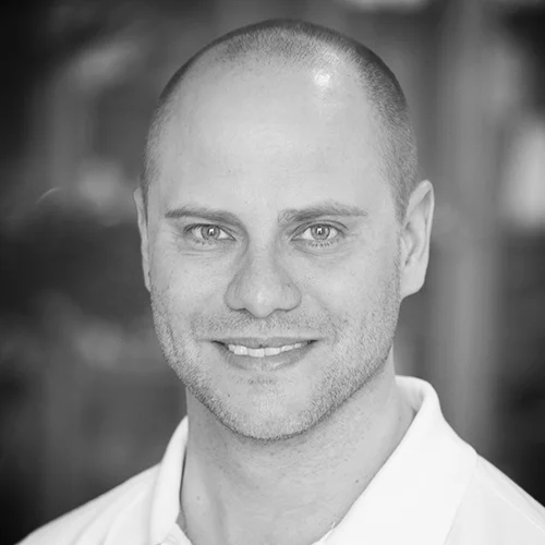 Fredrik Haraldsson Servicechef E-post: fredrik.haraldsson@office.se Tel: 090-10 85 97
