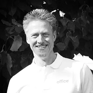 Sebastian Engvall Supportchef E-post: sebastian.engvall@office.se Tel: 021-470 55 52