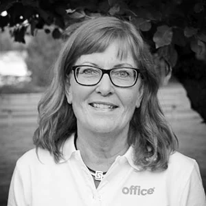 Pia Perstam Administration E-post: pia.perstam@office.se Tel: 090-10 85 92