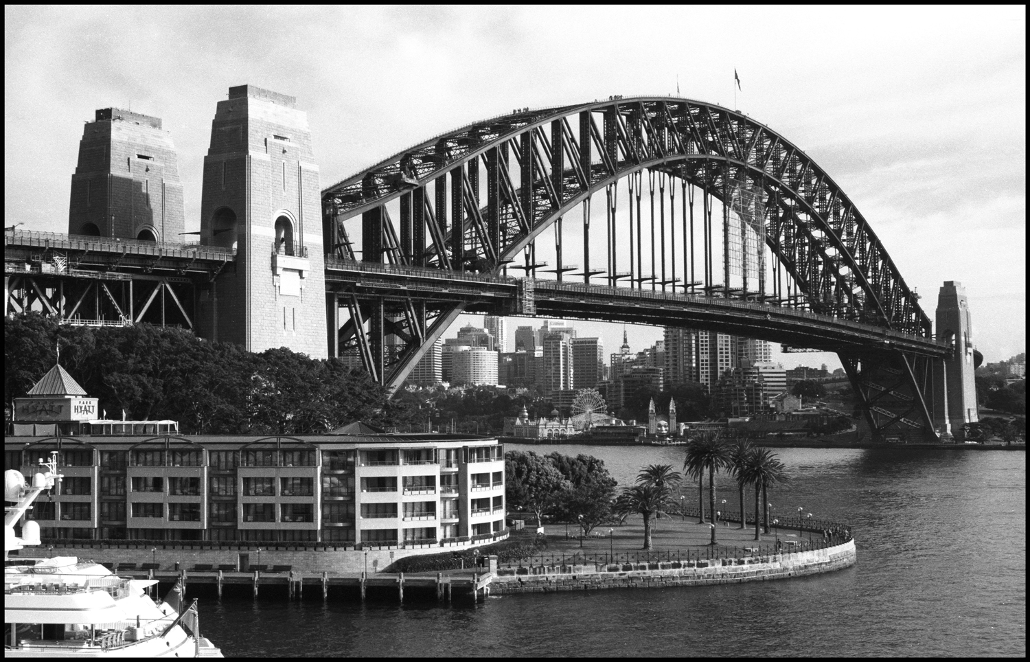 Sydney-Harbour-bord.jpg