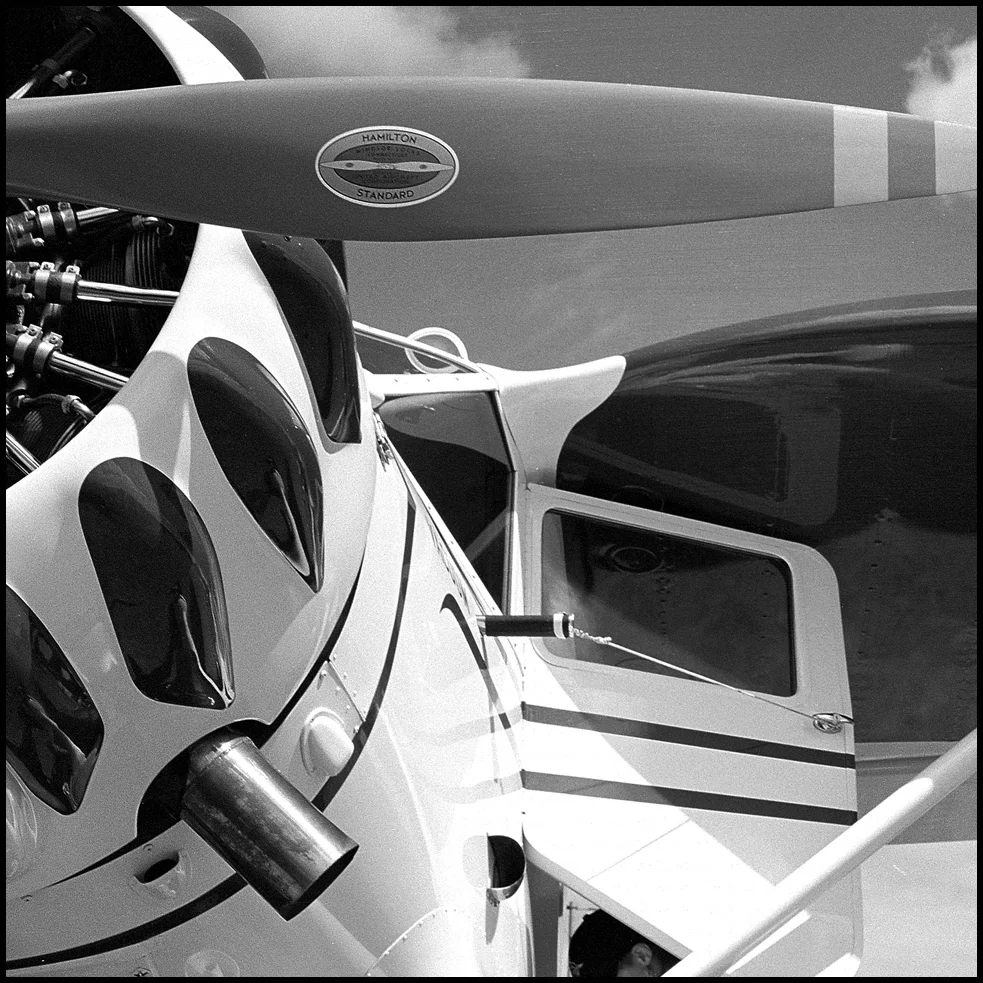 Plane THUMB3.jpg