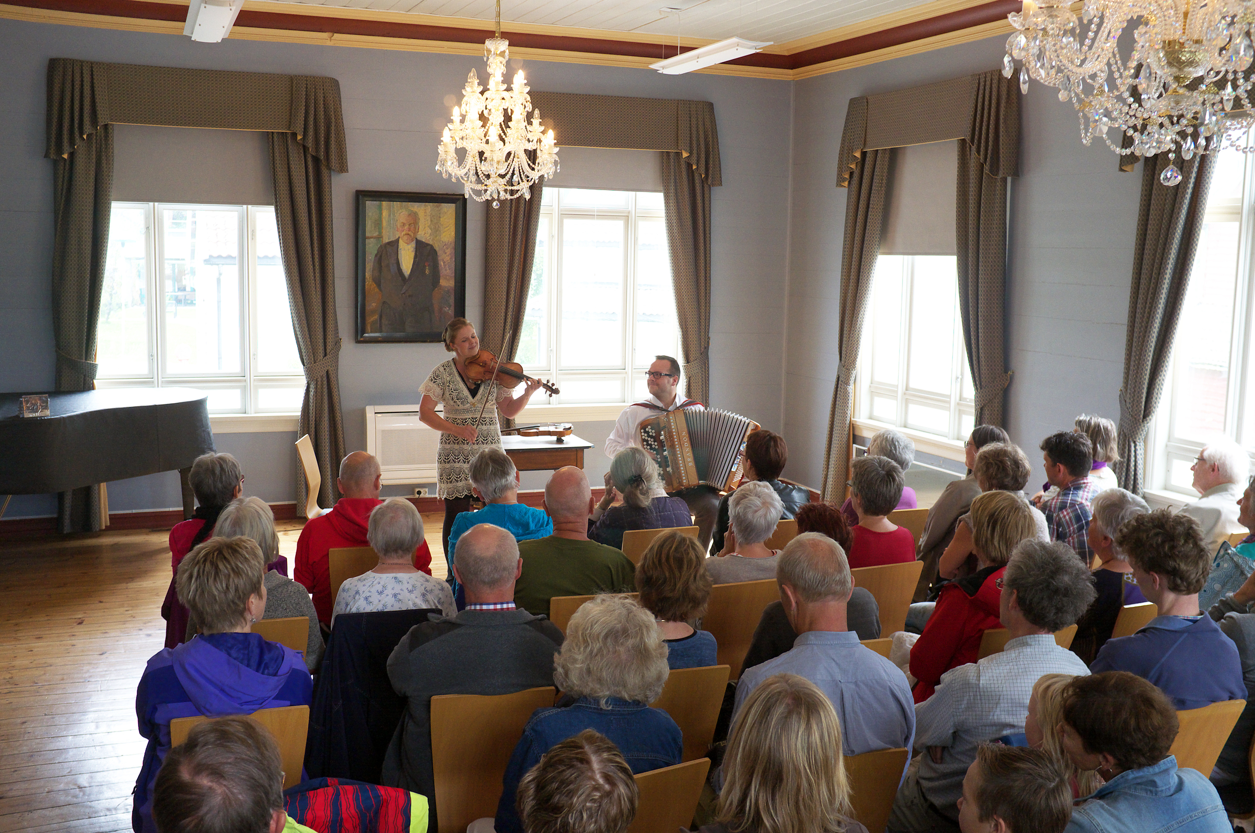 Jorun Marie Kvernberg Rypdal og Øyvind Sandum (2014) - Foto Arvid Anthun.
