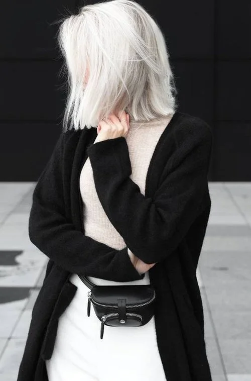 Nos 8 inspirations de blond polaire pour l'hiver