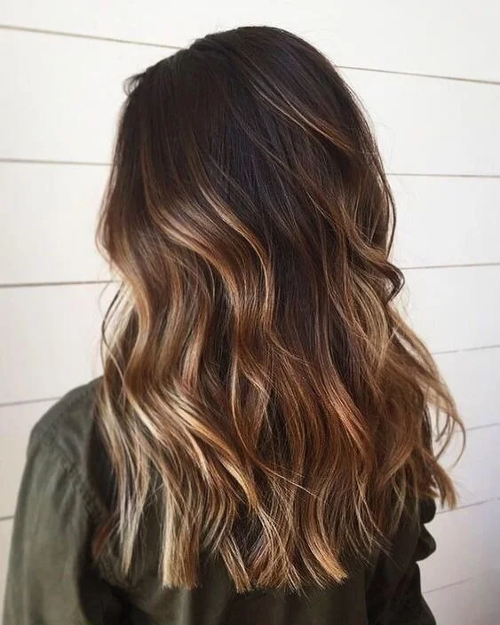 balayage effet soleil sur cheveux chatain