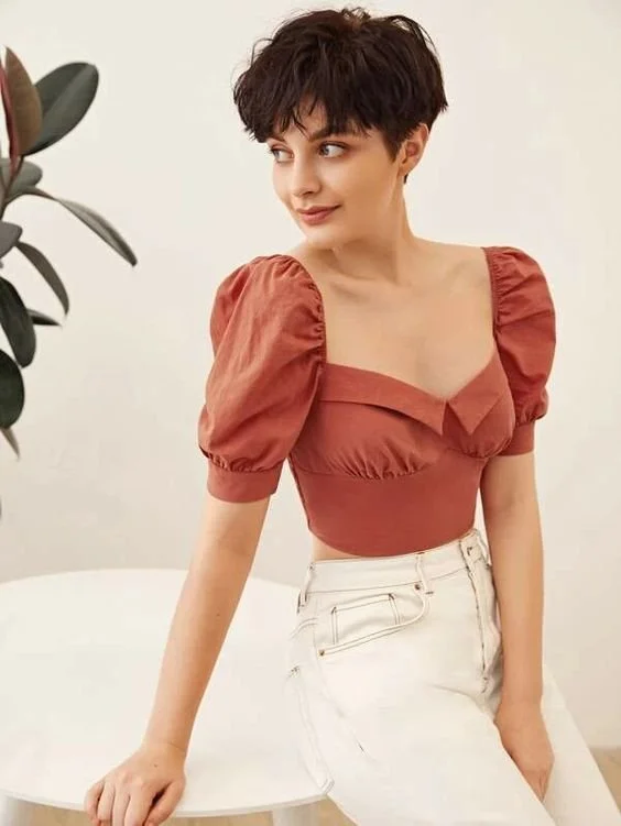 brune coupe courte.jpeg