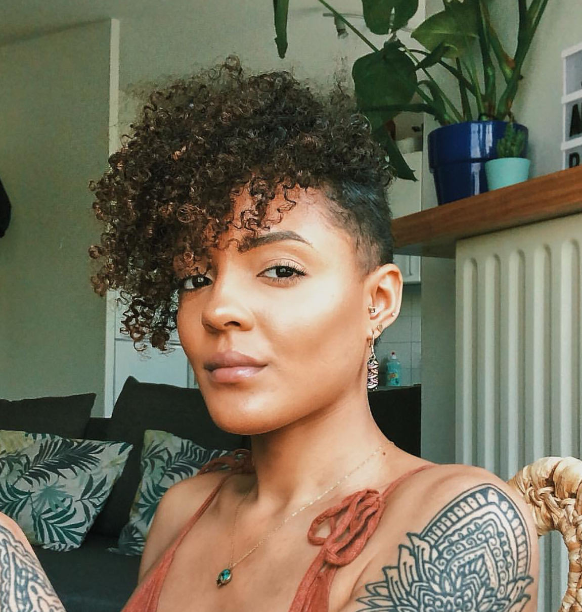 Coupe Courte Cheveux Bouclés Fins