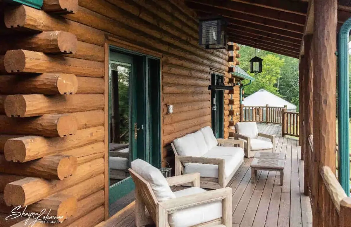 lodge_exterior_pond_view.jpg