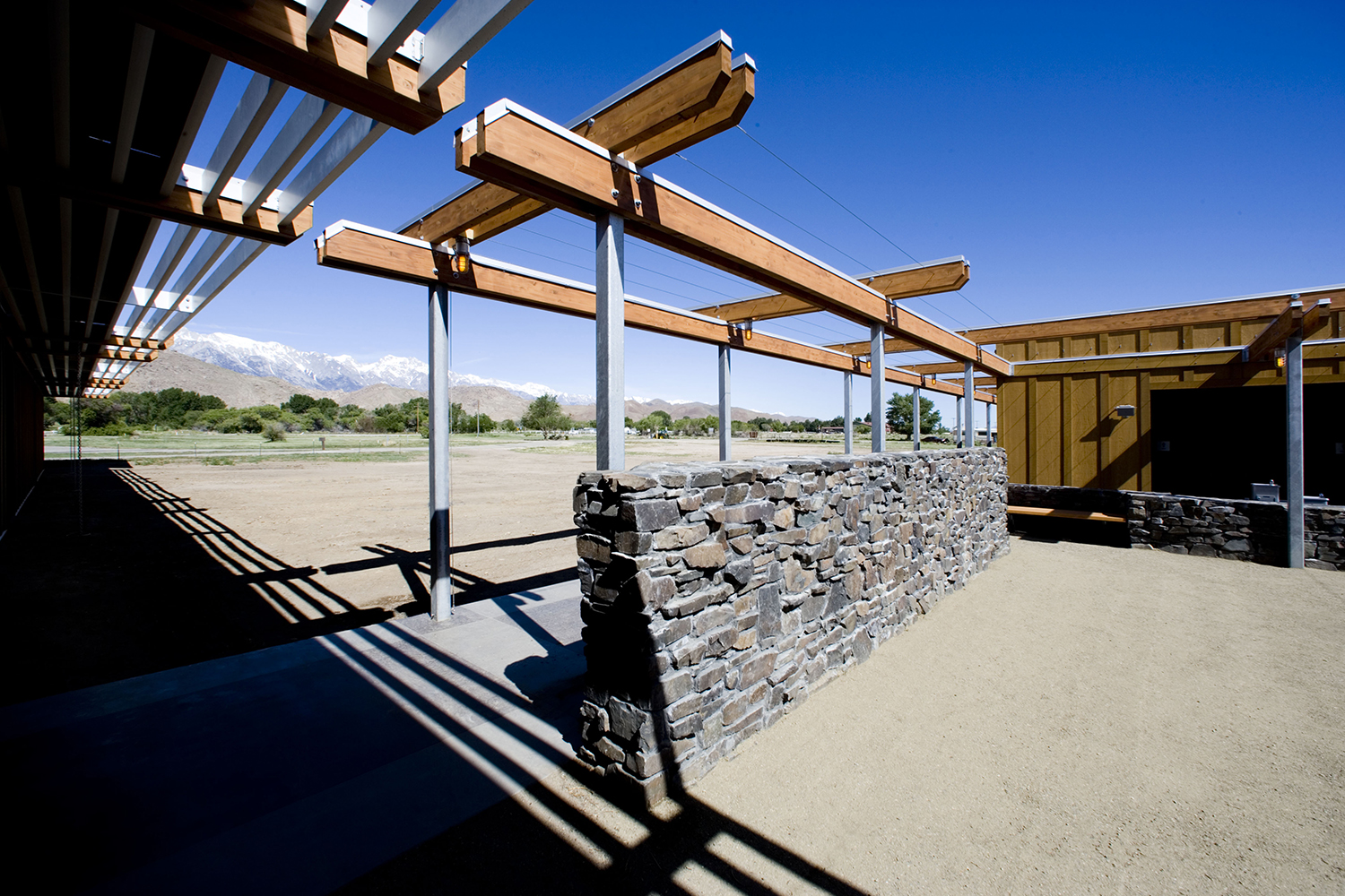 05_Projects_Eastern Sierra Inter-Agency Visitor Center.jpg