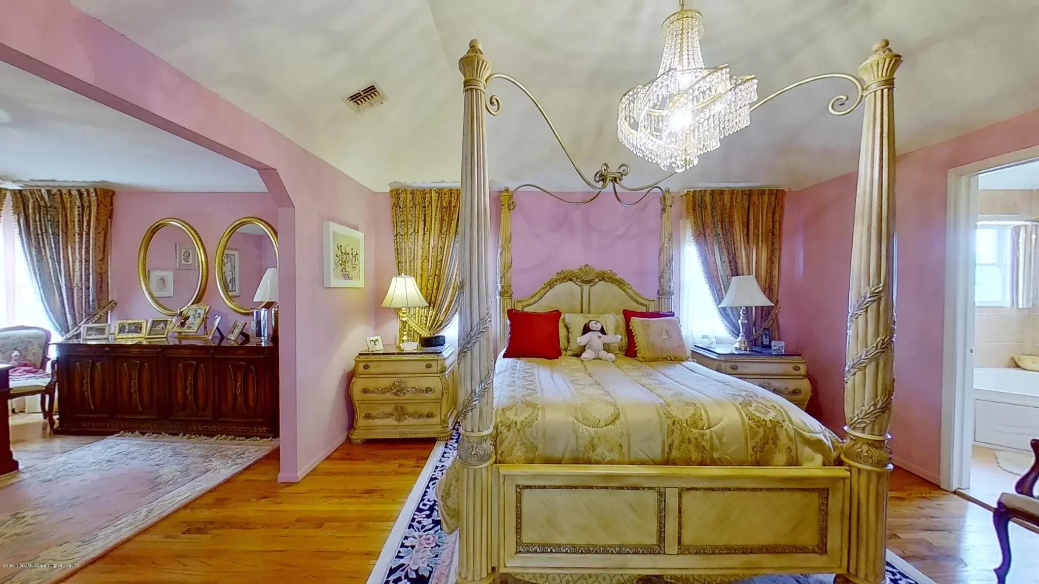 235 Hecker Street — Mendoza Staten Island's Premier Real Estate