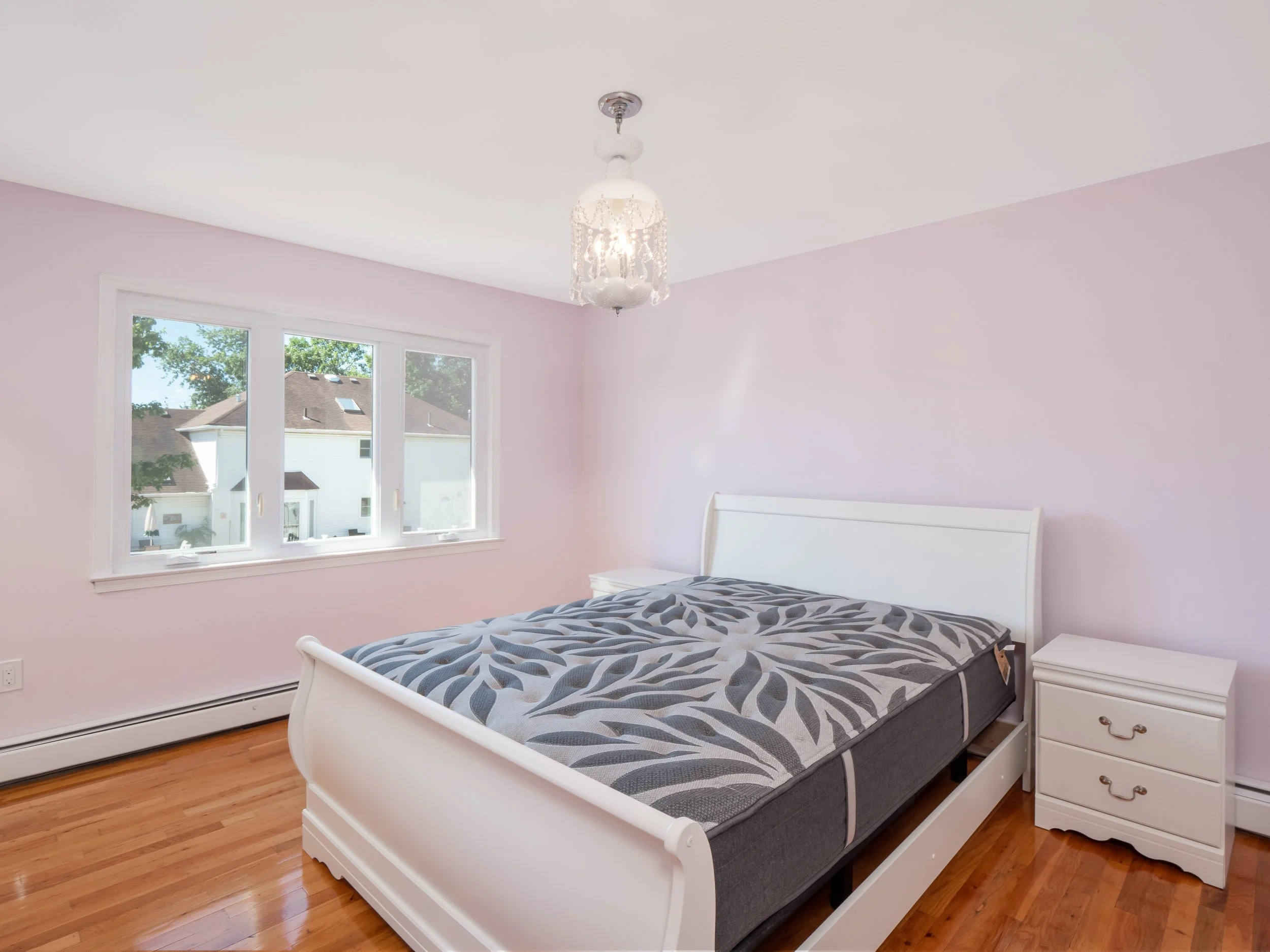 208 Pleasant Plains Ave — Mendoza Staten Island's Premier Real