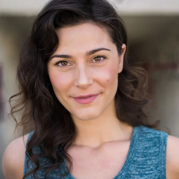 Elysia Rotaru.jpeg