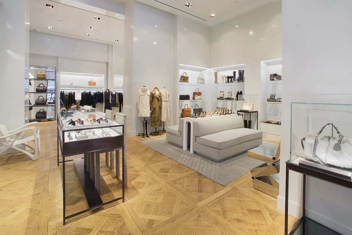 Reed Krakoff vitrine 2.jpg
