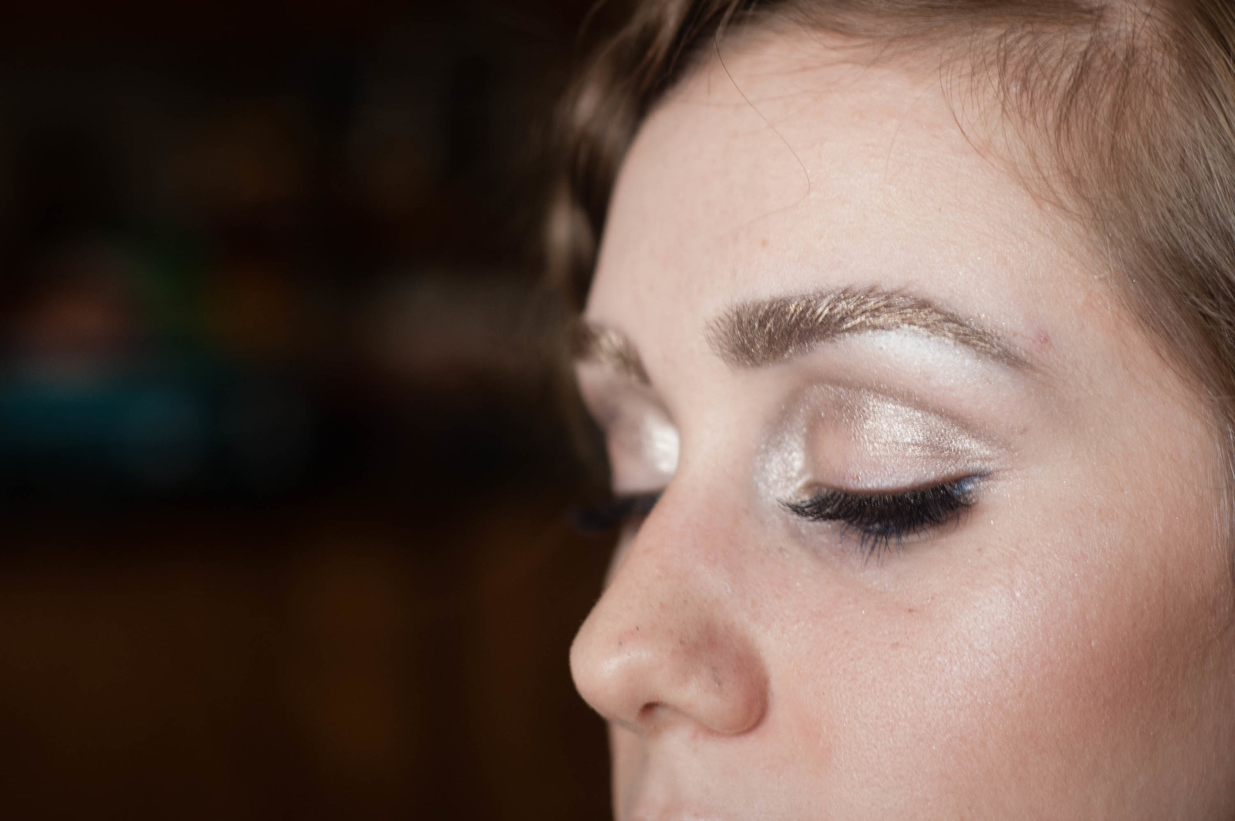 Gold Brows Makeup Tutorial