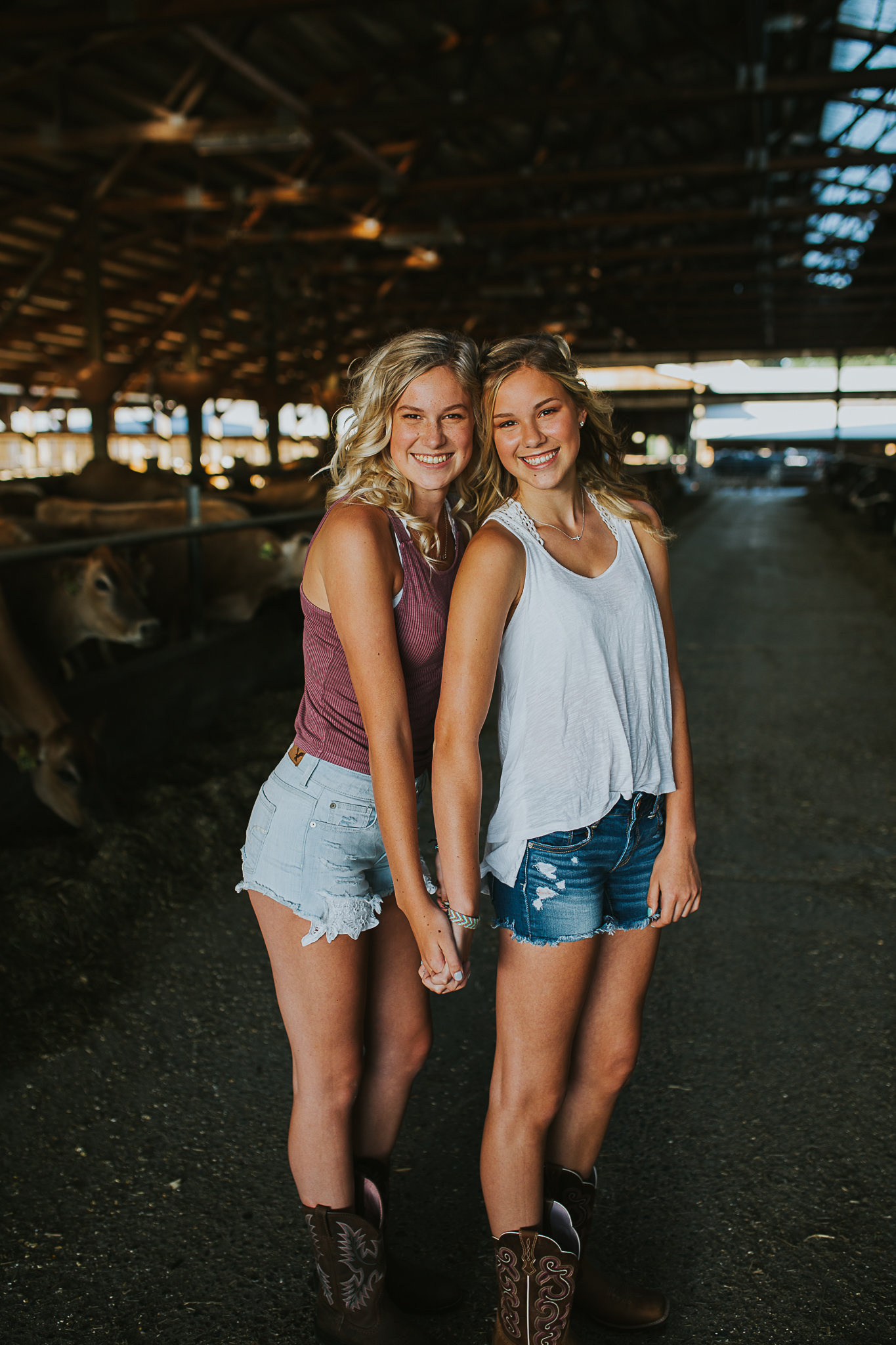 Country Sisters growing up on a farm in the PNW