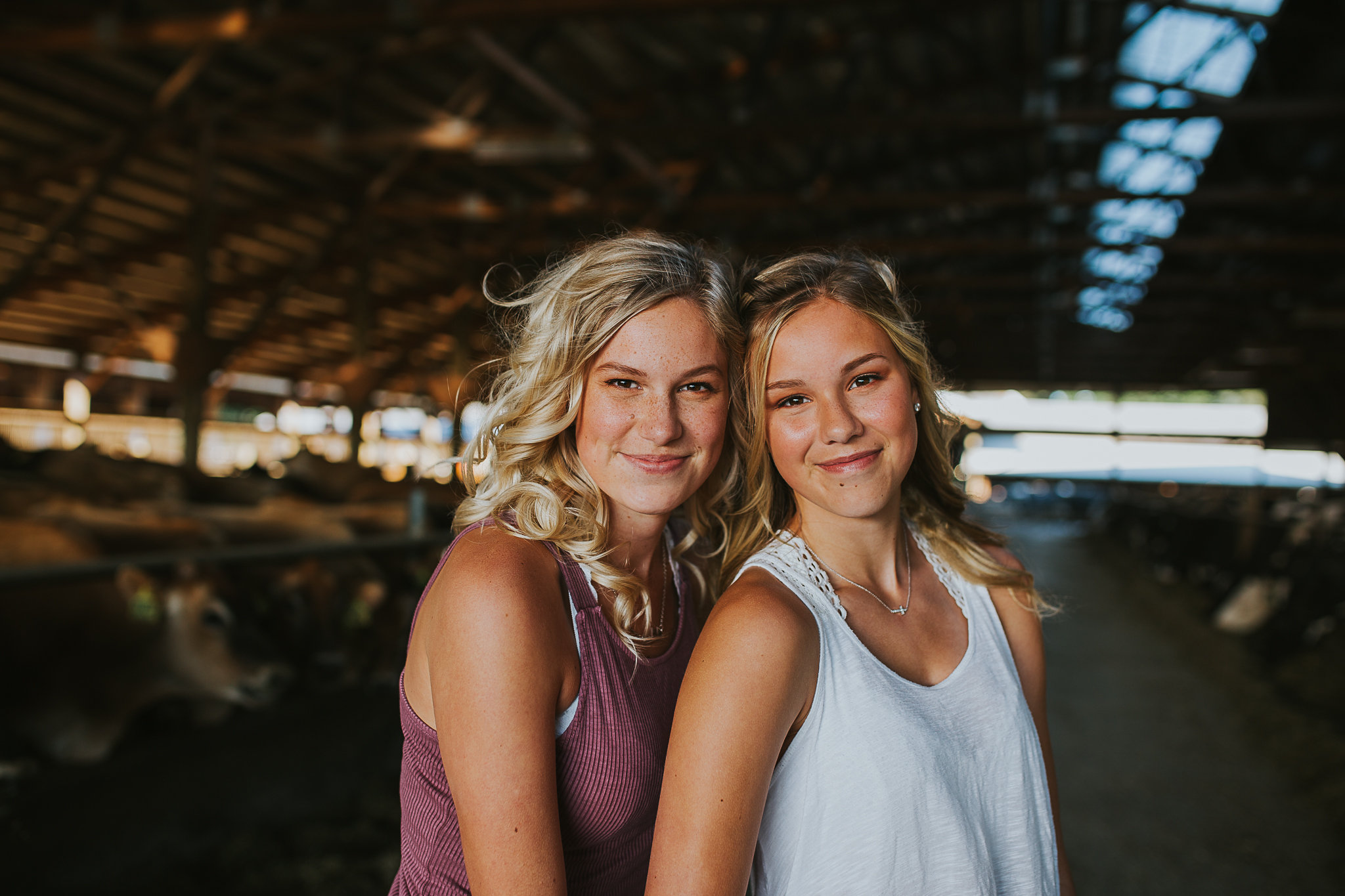 Country Sisters growing up on a farm in the PNW